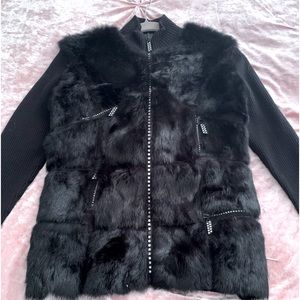 NWOT Super cute faux fur/sweater jacket with bling❤️